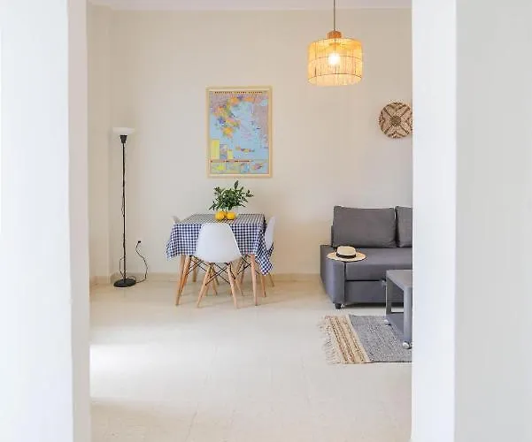 Traditional Town Garden Apartment *