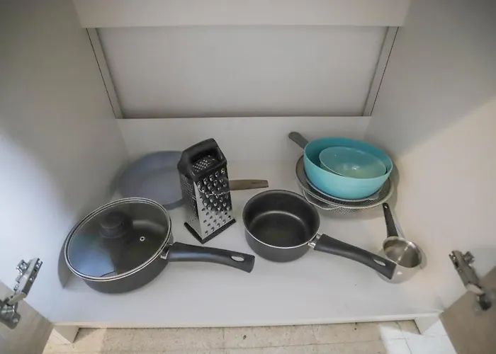 Apartment Traditional Town Garden *