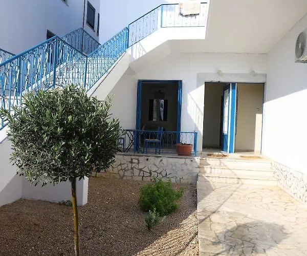 Traditional Town Garden Apartment