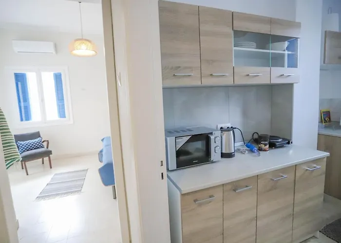 Apartment Traditional Town Garden Rhodes City