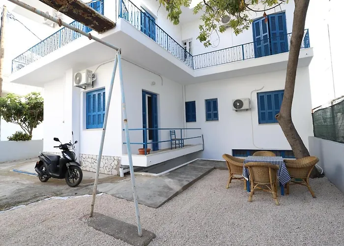 Traditional Town Garden Apartment Rhodes City