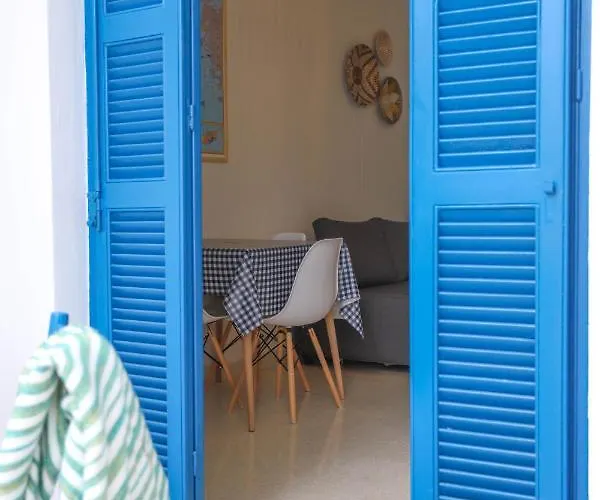 Traditional Town Garden