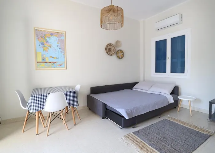 Apartment Traditional Town Garden Rhodes City