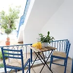 Apartment Traditional Town Garden Rhodes City